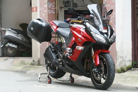 Kawasaki Z1000 SX touring duong truong vay goi