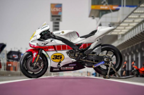 Yamaha M1 do phong cach MotoGP nham ky niem 60 nam tham gia Grand Prix