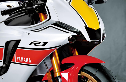 Lo tin Yamaha R1 WGP 60th Anniversary voi gia ban hap dan