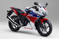 Honda CBR250 2015 động cơ mạnh mẽ hơn cùng diện mạo mới