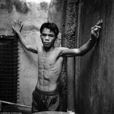 Manny Pacquiao: Từ cậu bé nghèo khổ tới tay đấm thượng hạng