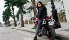 Những nữ biker Việt đam mê tốc độ xe phân khối lớn