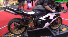 Yamaha R6 độ pô đút đít độc hại