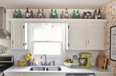 6 cách tận dụng khoảng trống trên tủ bếp