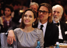 Angelina Jolie: Từ một đứa trẻ hoang dã đến một ngôi sao của lòng từ tâm