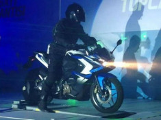 Bajaj Pulsar 200SS mẫu sportbike giá rẻ vừa được ra mắt