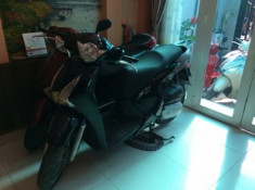 ban honda shvn 125 mau den .xe dk 5-2014 moi 99%