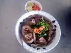 Bánh canh Bến Có gia truyền ở Trà Vinh