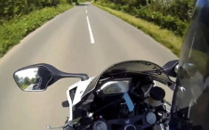 Biker Anh đi tù vì đăng clip chạy Honda CBR1000RR ở tốc độ 245 km/h