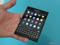 Blackberry Passport độc đáo của Blackberry