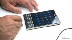 BlackBerry Passport, smartphone lạ của BlackBerry mang thiết kế vuông vức menly