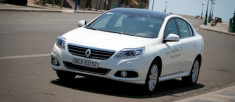 Cầm lái Renault Latitude 2014: đẳng cấp Pháp