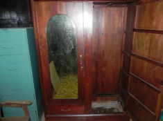 Căn hầm bí mật dưới chiếc tủ gỗ ở Sài Gòn