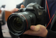 Canon EOS 5DS sẽ có giá 85 triệu đồng