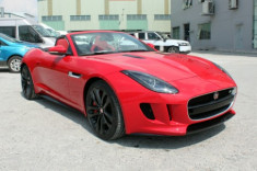 Chiêm ngưỡng Jaguar F-Type V8 R mui trần độc nhất ở Sài Gòn