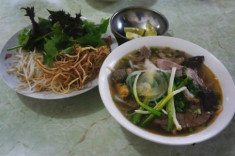 Địa chỉ thưởng thức bún bò Huế ở Hà Nội