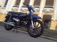 Dream độ màu xanh cực chất của một biker ở Hà Thành