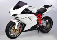 Ducati 1098S từ nakedbike Yamaha FZ16