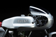 Ducati 860 GT độ Cafe Racer trái tim Ý trong vẻ đẹp Anh