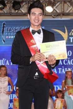 Duy Linh đoạt giải tại cuộc thi ‘Model and Talent’