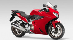 EICMA 2013: VFR800F 2014 - Môtô đầu tiên dùng đèn pha LED của Honda