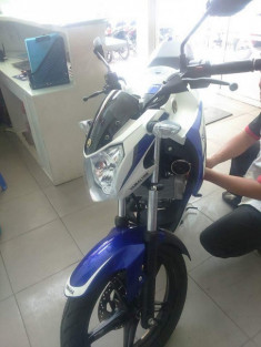 Fz-150i GP tút nhẹ của sinh viên năm nhất.