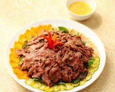 Gỏi bò rau thơm