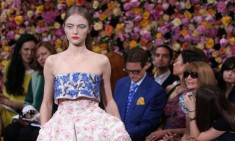 Hãng Dior bị chỉ trích phân biệt chủng tộc