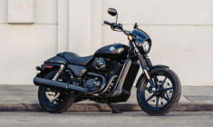 Harley Davidson Street 500 có giá gần 400 triệu đồng