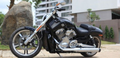 Harley-Davidson V-Rod Muscle 2014 chính hãng tại Việt Nam