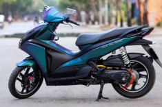 Honda AirBlade 110 Sơn đổi màu theo góc nhìn tại Sài Gòn