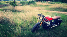 Honda CX400 cafe racer màu nóng Sài Gòn