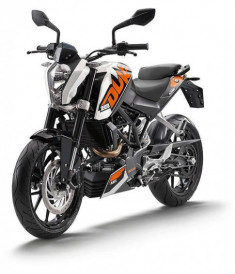 KTM Duke 200 chính hãng, thắng ABS giá chỉ 6,200 USD - tháng 9 giao xe