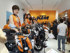 KTM Văn Tân - Showroom tại Hà Nội khai trương