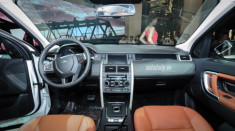 Land Rover Discovery Sport: Đối thủ mới của Mercedes GLK tại Việt Nam