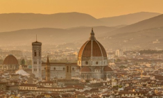 Mùa Hè nóng bỏng ở Florence, Ý