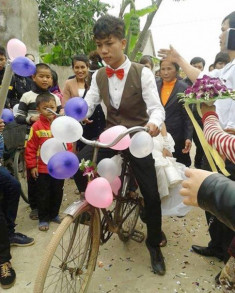 Nhiều phương tiện rước dâu “độc đáo” ở Việt Nam