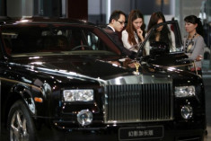 Rolls-Royce đang gặp khó