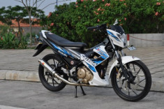 Satria F xanh trắng kiểng thanh thoát nhẹ nhàng