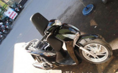 Thay dầu máy,dầu hộp số cho Honda Sh 2012