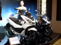 Thị trường xe máy Việt nhộn nhịp với các mẫu xe mới