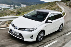 Toyota lãi kỷ lục 18 tỷ USD trong năm 2013