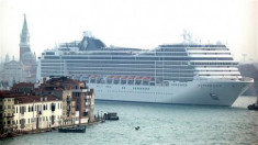 Venice và hiểm họa bị nhấn chìm từ tàu du lịch 