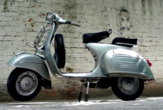 Xế cổ Vespa 150 Sprint 1966 hàng hiếm ở Việt Nam