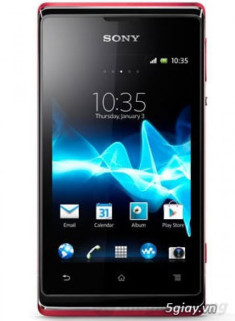 Zefone 4 so găng cùng SONY Xperia E