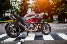 Chiêm ngưỡng cận cảnh Ducati Diavel Carbon độ siêu khủng