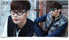 Lee Jong Suk với kính đẹp