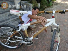 Người chế tạo xe đạp tre du lịch độc đáo ở Quảng Nam Việt Nam thật giỏi