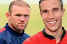 Rooney từng rất hận Sir Alex chỉ vì Van Persie