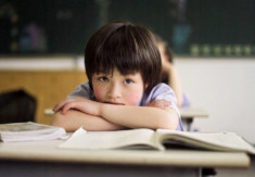6 cách giúp trẻ giảm căng thẳng trong học tập